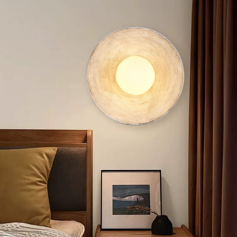 Contemporary Nordic Wall Sconce – Decorative Bedside Illumination