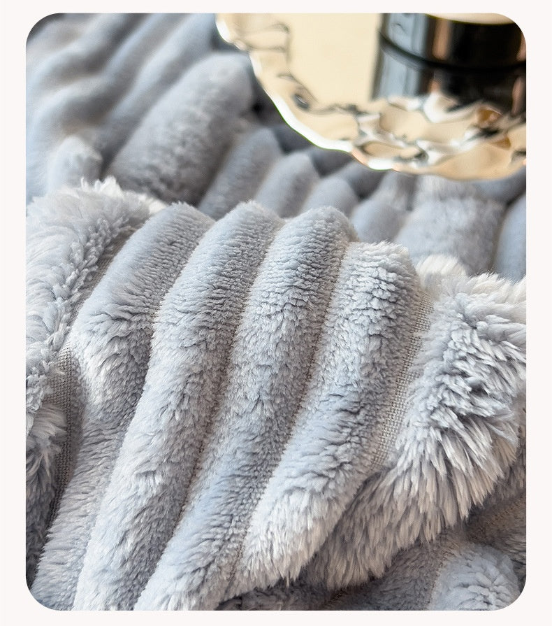 Thickened Winter Rabbit Fur Blanket – Soft, Warm, Plush Fleece Throw for Bed, Sofa & Home, Cozy Luxury Bedding