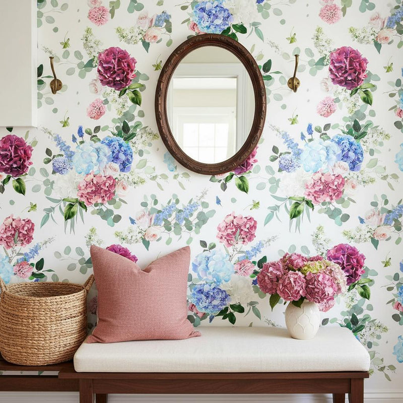 Hydrangea Floral Wallpaper, Grandmillennial Style, Peel and Stick or non woven