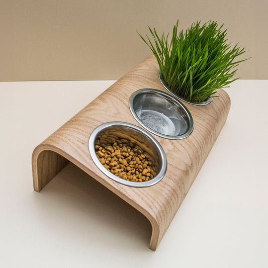 Elevated Wooden Bowl Stand for Cats and Dogs – 3 Bowls